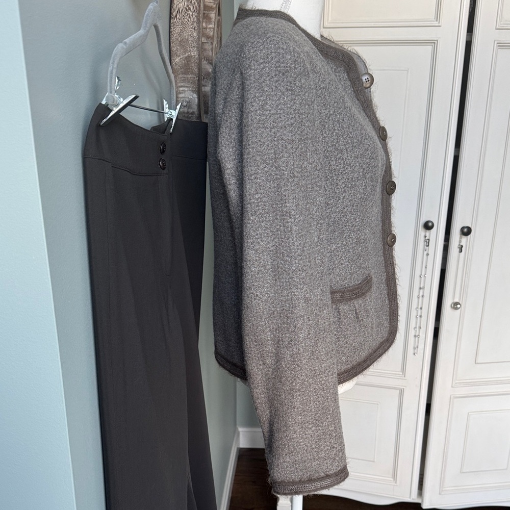 Armani Collezioni Taupe Wool Blazer size 12 - Picture 6 of 10
